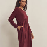 Vestido de Lã Merino com Detalhes Franzidos na Cintura