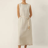 Vestido Comprido de Linho 100% com Contas no Decote Redondo e Cinto BELLA