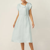 Vestido Midi FIONA 100% Linho com Gola Crescente e Manga com Folhos