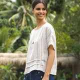 Top com pregas e riscas 100% linho VIA