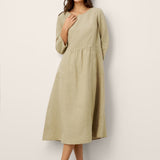 Vestido Comprido MARCELLA de Linho, Cintura Franzida e Bolsos de Aba