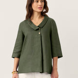 Top de Linho 100% Gola Assimétrica com Prega Invertida OTTILIE