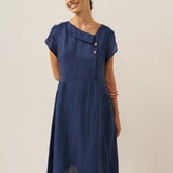 Vestido Midi FIONA 100% Linho com Gola Crescente e Manga com Folhos