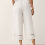 Calças Cropped GILLIAN de Linho 100% com Renda
