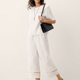 Calças Cropped GILLIAN de Linho 100% com Renda