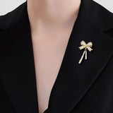 Mini-Broche Franjado em Liga e Cristal