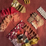 Kit de Retalhos de Algodão e Linho Tintos à Mão "Blooming Botanical" (13 Amostras)