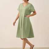 Vestido Evasé com Decote em V e Bolsos 100% Linho AINSLEY