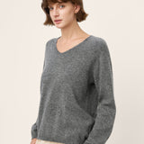 Camisola Tessa de Caxemira da Mongólia e Seda Mulberry com Decote em V e Acabamento Canelado Sem Costuras