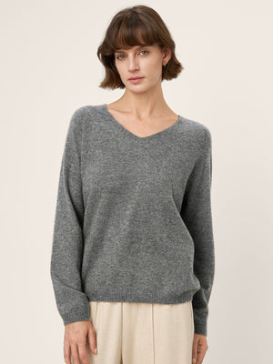 Camisola Tessa de Caxemira da Mongólia e Seda Mulberry com Decote em V e Acabamento Canelado Sem Costuras