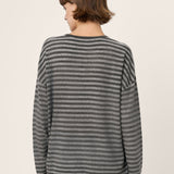 Camisola de Caxemira Mongol 100% com Ombreiras Descaídas e Padrão de Riscas RAINA