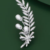 Broche Orelha de Trigo em Pérola de Água Doce e Liga Metálica