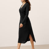 Vestido midi transpassado decote em V elástico MARNIE