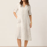 Vestido Midi Boémio ALTHEA em Linho com Riscas, Gola com Abertura em V e Punhos com Presilha