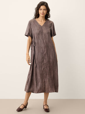 Vestido comprido com decote em V e cinto na cintura em Lyocell texturizado SUSANNA