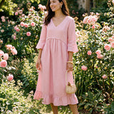 Vestido Midi em Linho 100% com Decote em V, Bainha com Folhos e Detalhe em Croché MARTHA