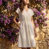 Vestido Midi ARIA em Linho 100% com Elástico na Cintura e Padrão de Riscas