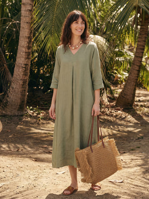 Vestido Maxi ZENOBIA em Linho 100%, com Pregas Centrais, Decote em V e Manga com Punho