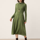 Vestido Maxi de Gola Alta com Pregas Esculpidas em Lã BRIAR