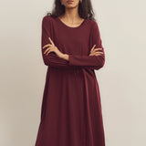 Vestido de Lã Merino com Detalhes Franzidos na Cintura