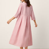 Vestido Maxi Plissado com Gola Meia-Lua, Botões Decorativos e Cintura, 100% Linho GWENYTH